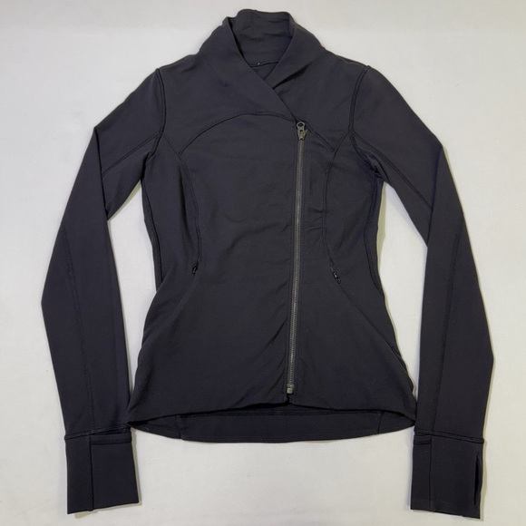 lululemon athletica Jackets & Blazers - Lululemon Athletica Women Size 4 Black Precision Full Zip Jacket EUC Like NEW🙌🏽